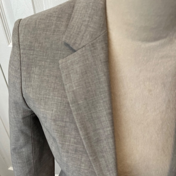 Babaton from Aritizia size 2 wool jacket - Picture 4 of 10